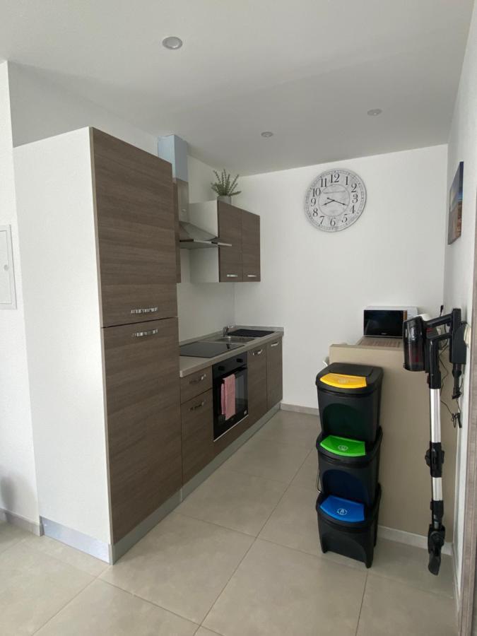 Appartement 1-e Superbe Lumineux Charleroi